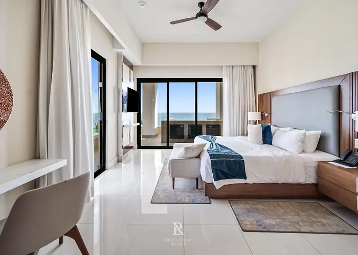 Two Bedroom Ocean-front - La Valencia Resort *