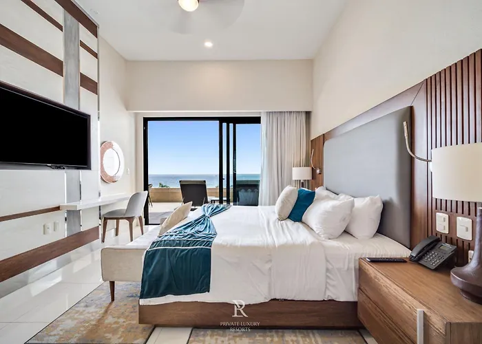 Resort Two Bedroom Ocean-front - La Valencia