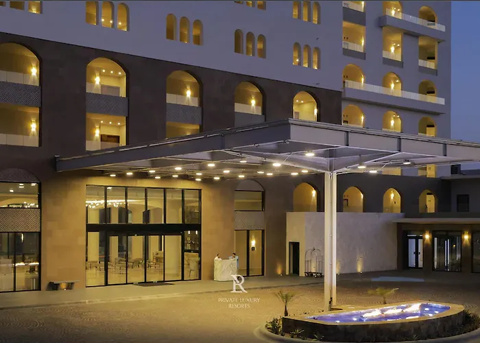 Two Bedroom Ocean-front - La Valencia Resort *