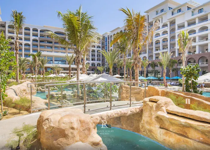 Two Bedroom Ocean-front - La Valencia Resort